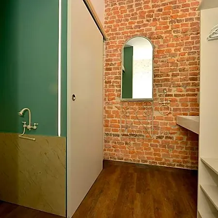 Center Guest house 4*