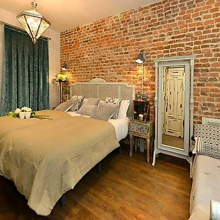 Guest house Center 4*