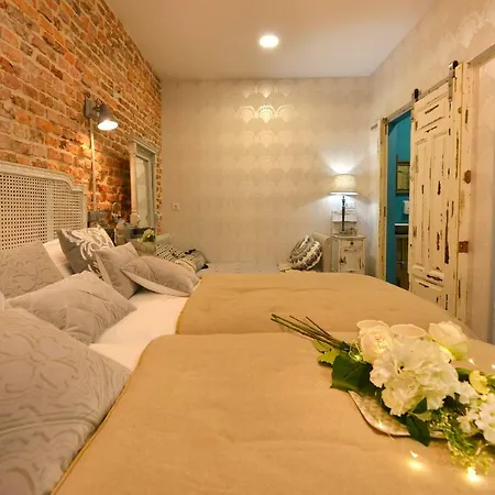 Casa de hóspedes Center 2*